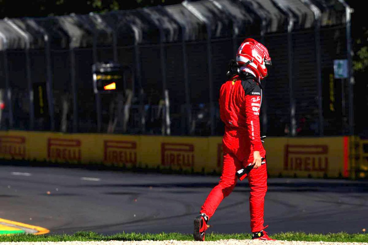 フェラーリF1のルクレール、0周リタイア 「過去最悪のシーズンスタート」