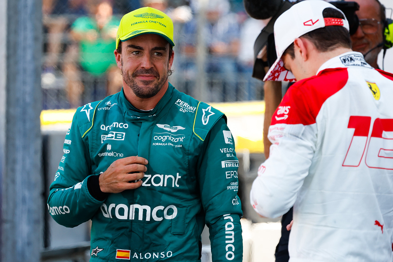 アロンソ、F1モナコGPの勝利を狙う「マックスはスタートに一貫性がない」