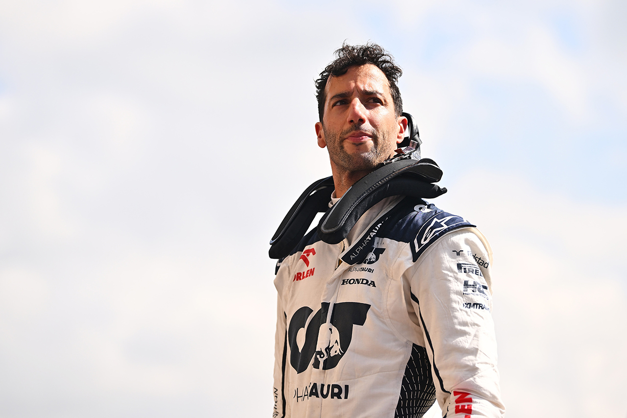ダニエル・リカルド、F1ベルギーGPで惨敗 「角田裕毅からも学びたい」