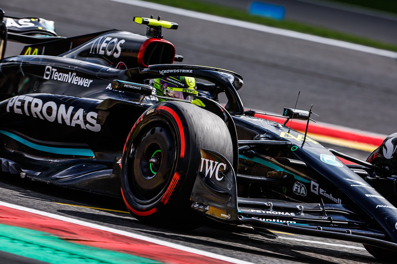 Mercedes F1's Quest for the Perfect Ride Height Challenges