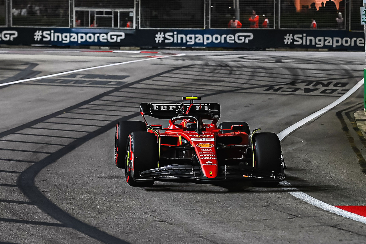 F1シンガポールGP 予選：カルロス・サインツがポールポジション 【 F1 