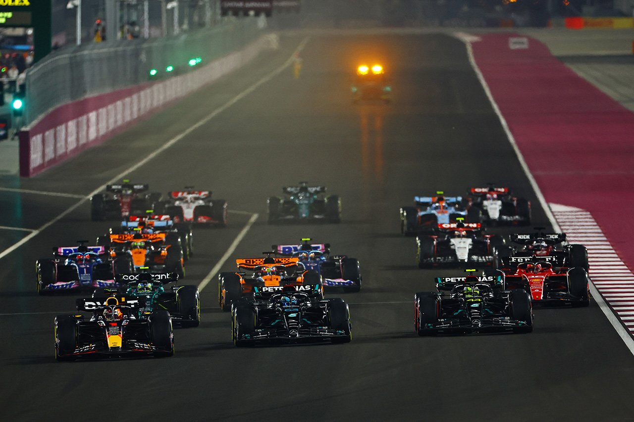 F1レギュレーションは戦いを「耐久レースに近づけている」とクルサード