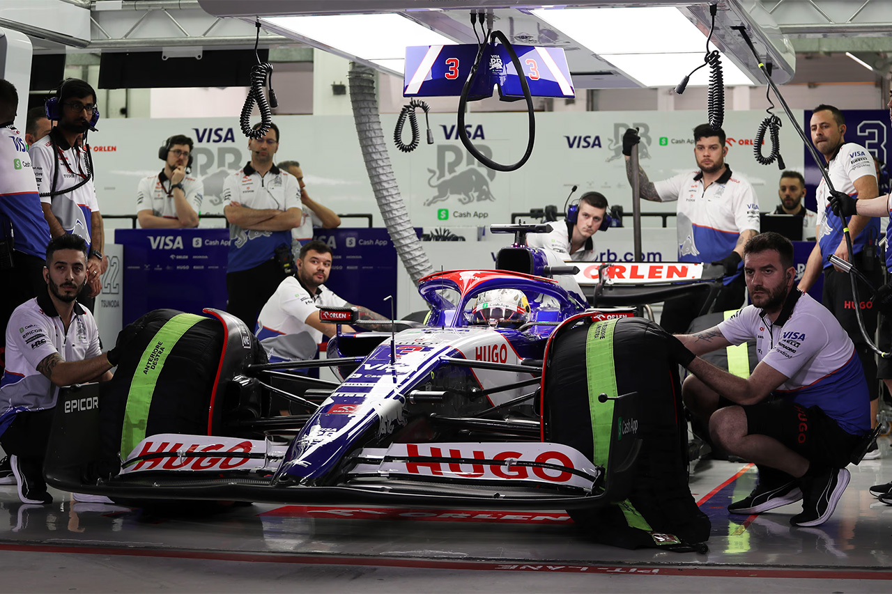 F1プレシーズンテスト2日目：メルセデスの前進と勢力図に慎重なRB