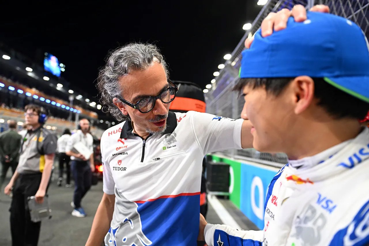 角田裕毅は「F1界を何度も何度も驚かせてきた」とRBチーム代表が高評価