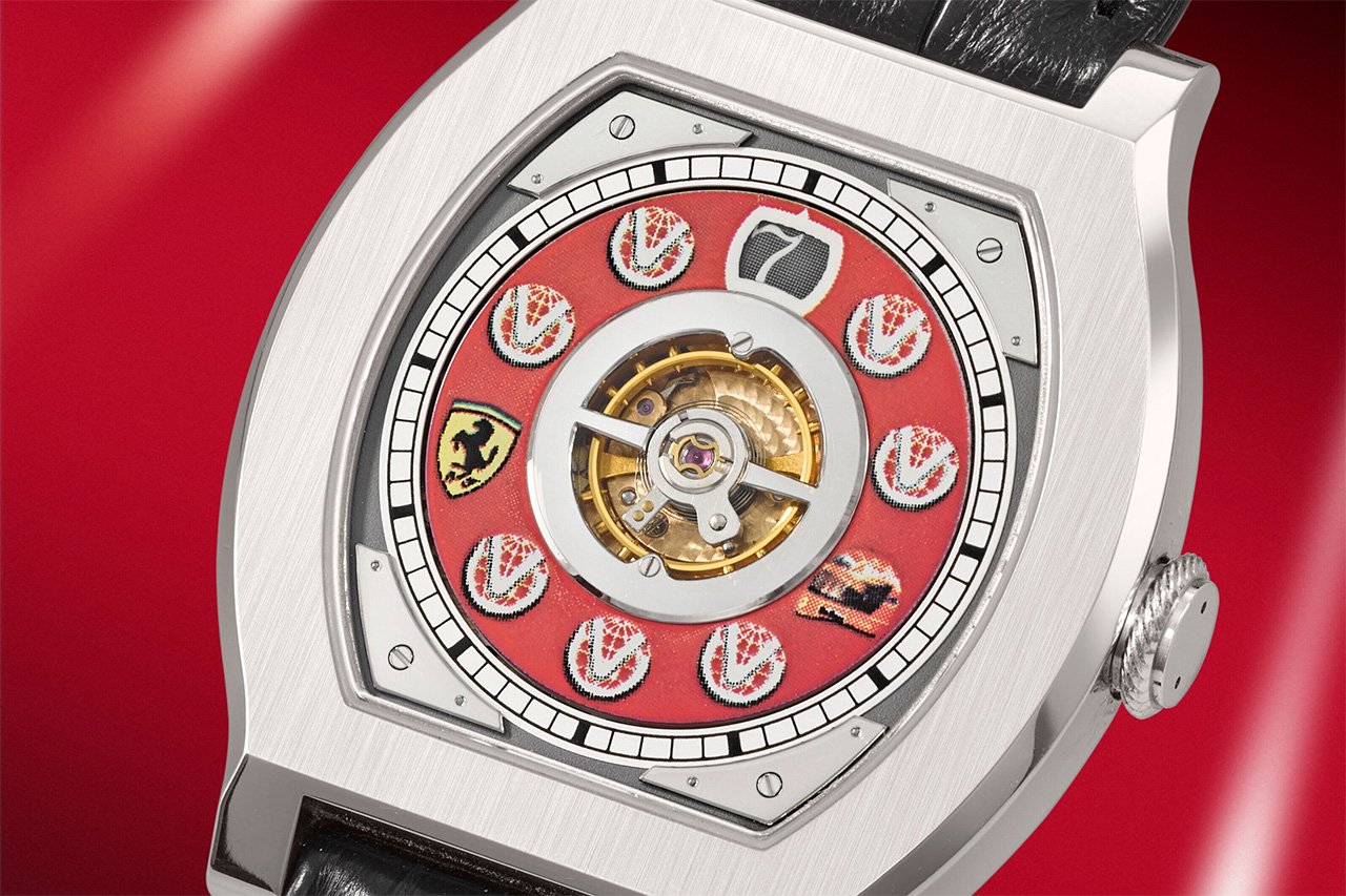 ミハエル・シューマッハのF1時代の腕時計が総額7億円近くで落札