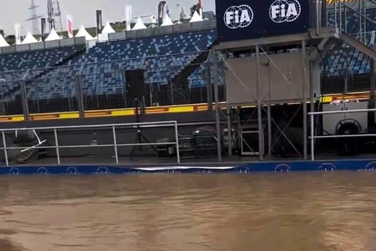 F1ハンガリーGP 開幕前に洪水でピットレーンが浸水
