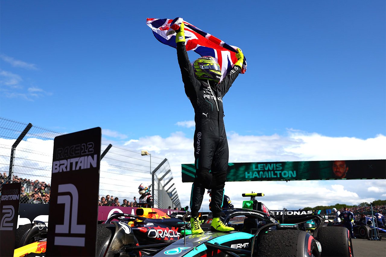 2024年のF1世界選手権：ルイス・ハミルトンが945日ぶりに勝利