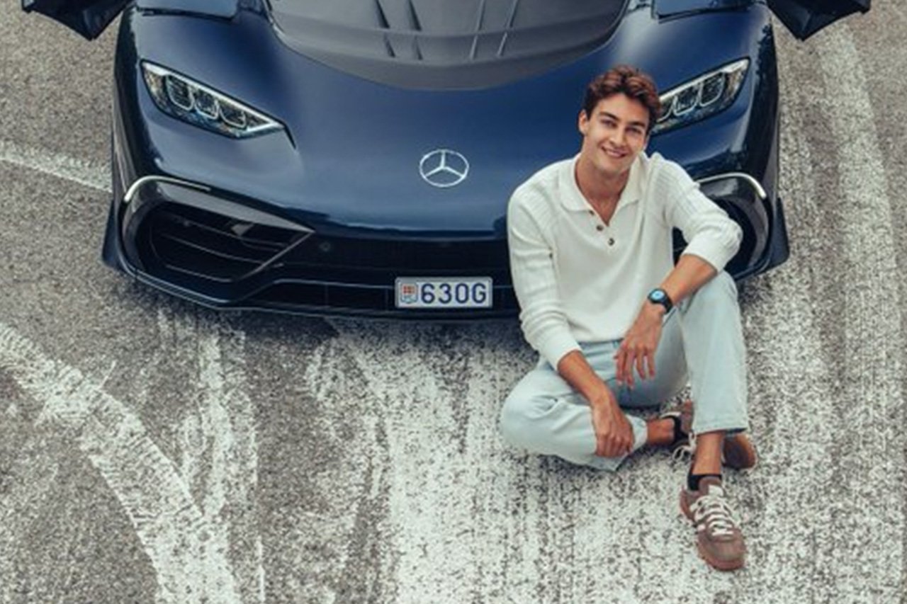 F1 ジョージ・ラッセル “夢のマシン”メルセデスAMG ONEをガレージに追加