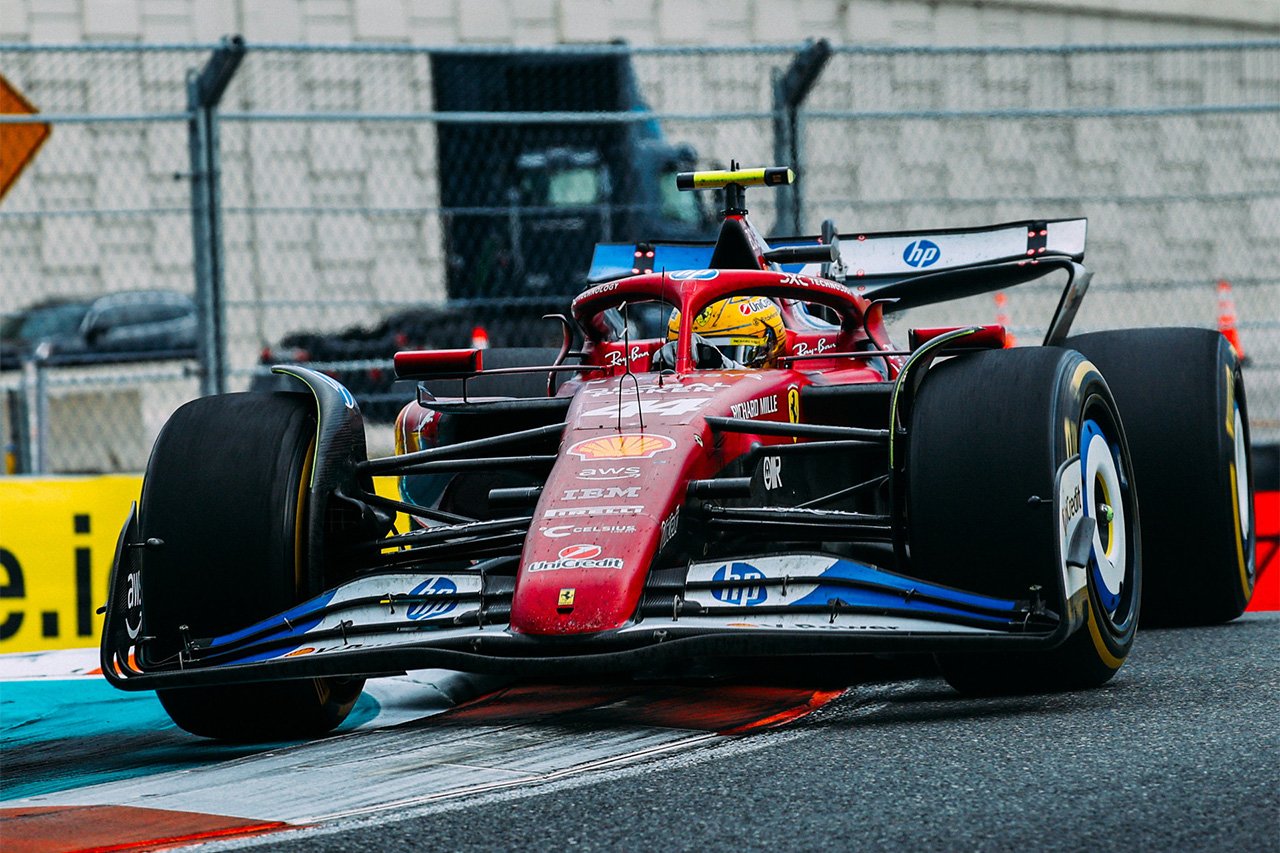 フェラーリF1低迷の中でルイス・ハミルトンが希望「抑えられているだけ」