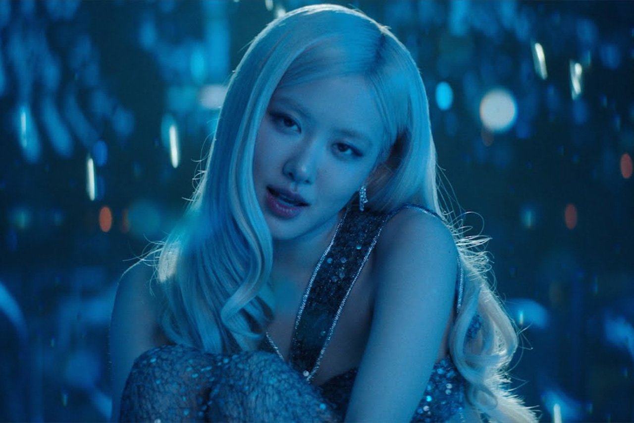 映画『F1/エフワン』サントラにBLACKPINKロゼが参加 新曲「Messy」公開