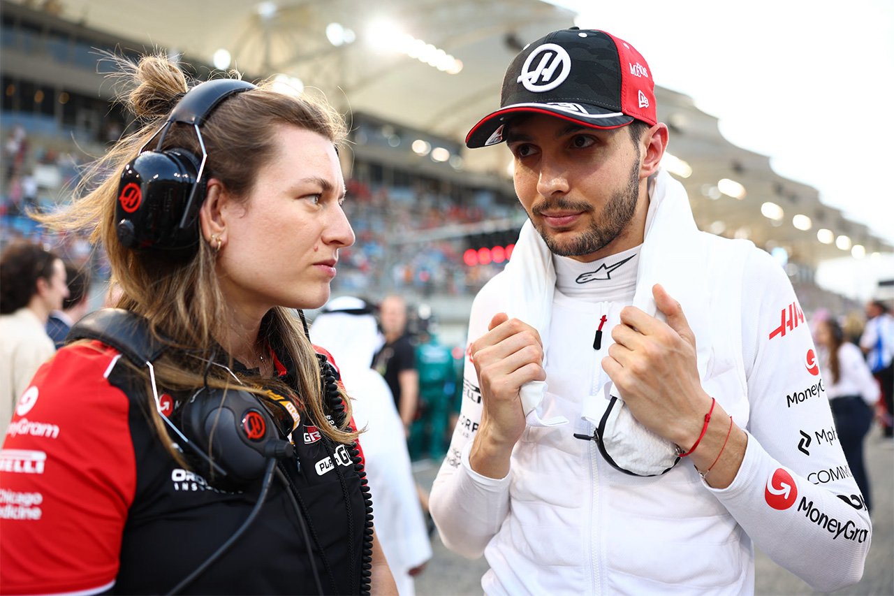 エステバン・オコン F1初の女性レースエンジニアを絶賛「彼女と働けて光栄」