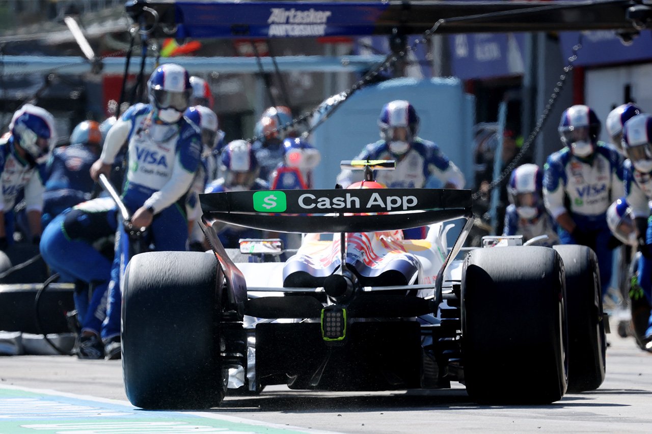 リアム・ローソン エミリア・ロマーニャGP F1 ビザ・キャッシュアップ・RB・フォーミュラワン・チーム