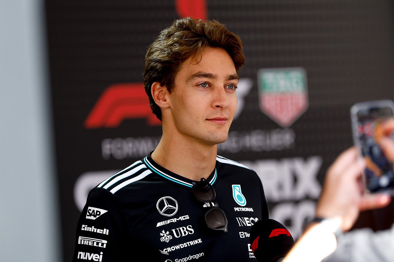 ラッセルとの契約停滞の背景に?メルセデスF1に“フェルスタッペン待ち”説