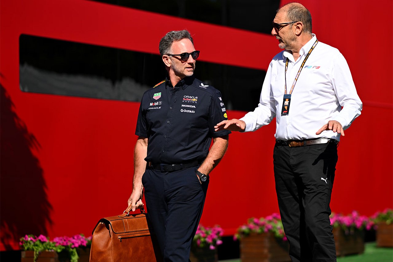 クリスチャン・ホーナー フェラーリF1接触報道一蹴「レッドブルに100%コミット」