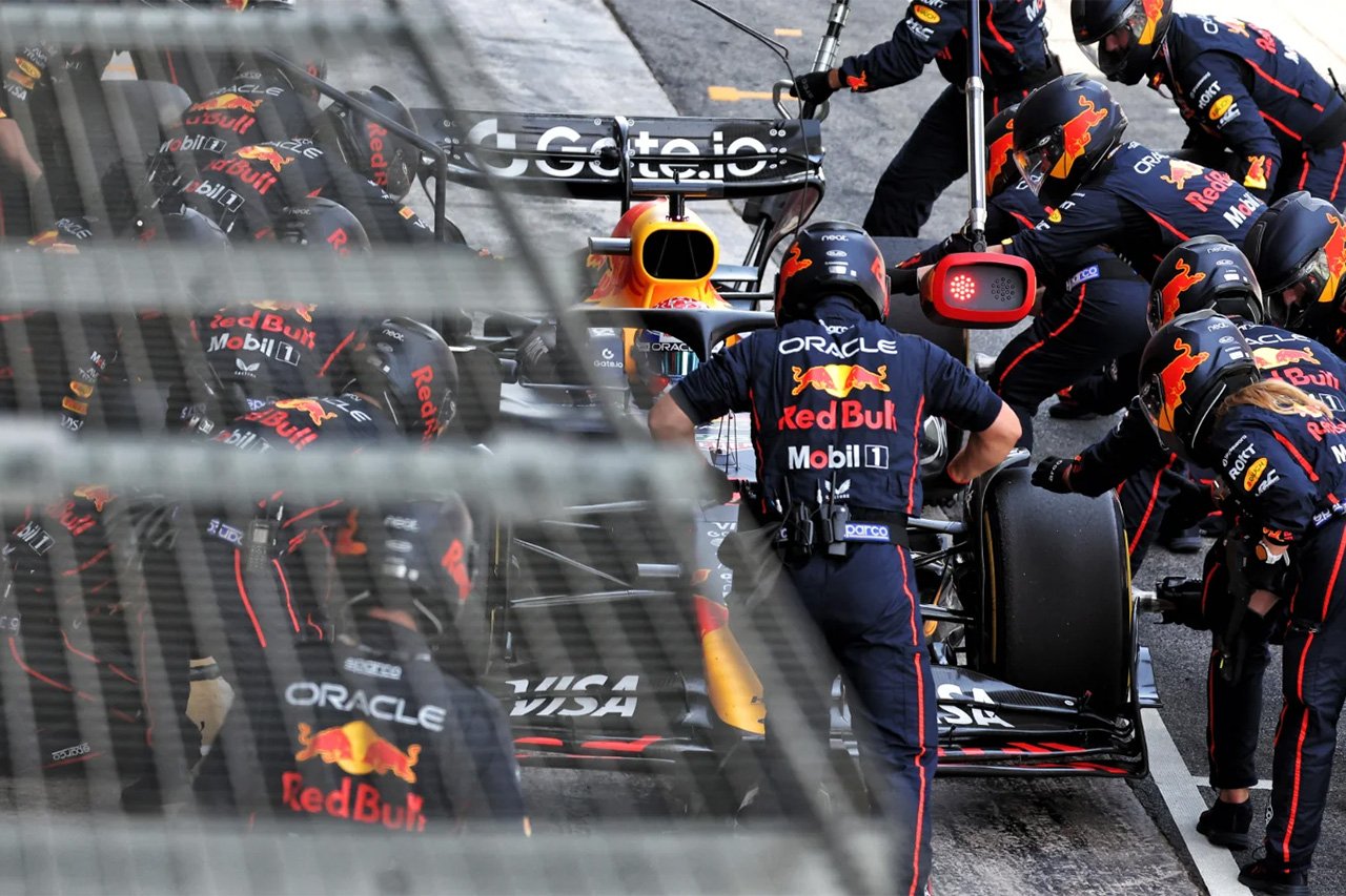 F1スペインGP:ホーナーが語るハードタイヤの誤算とフェルスタッペンの失速