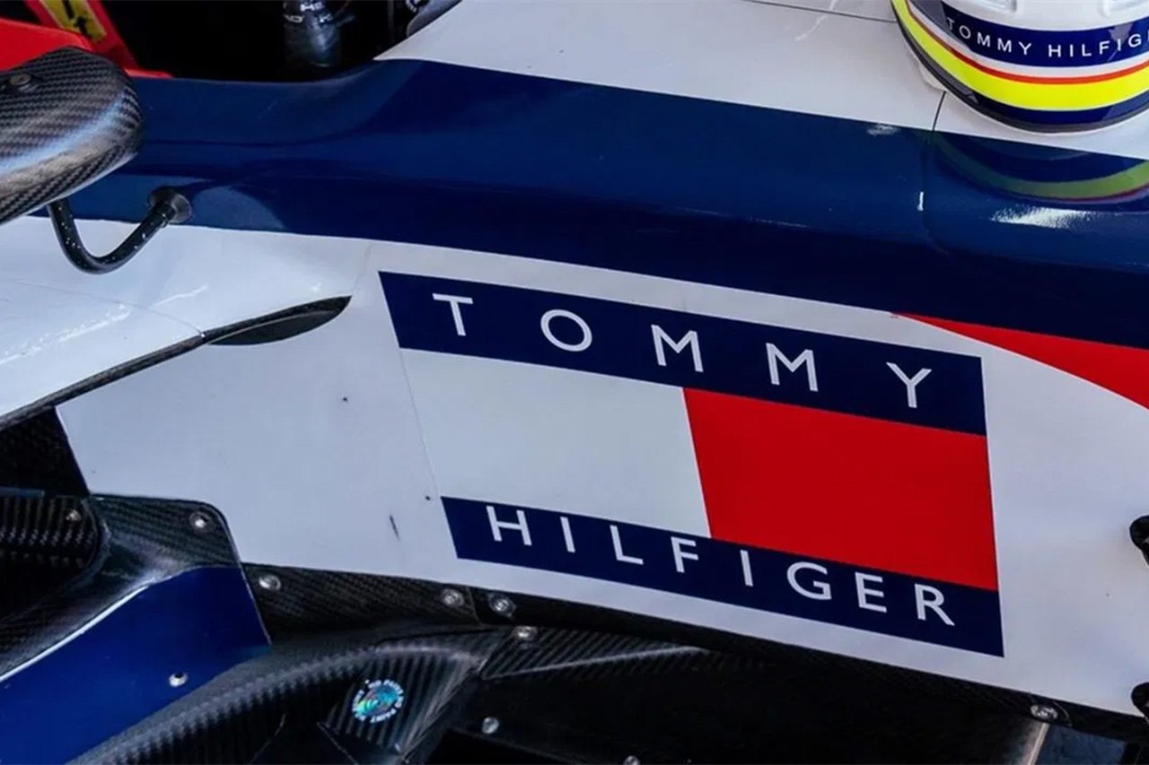 キャデラック F1 トミー ヒルフィガー(Tommy Hilfiger)
