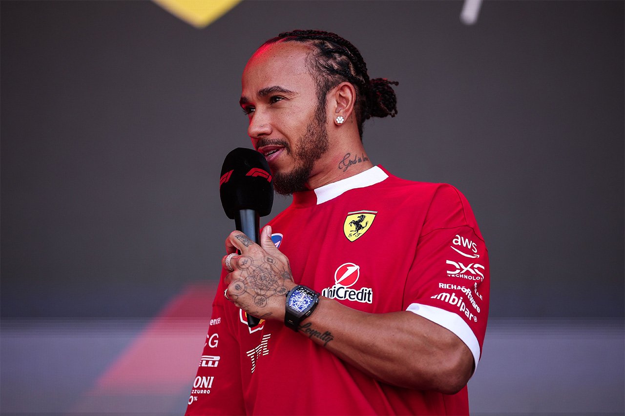 フェラーリF1代表バスール ルイス・ハミルトンを擁護「結論を急ぐな」