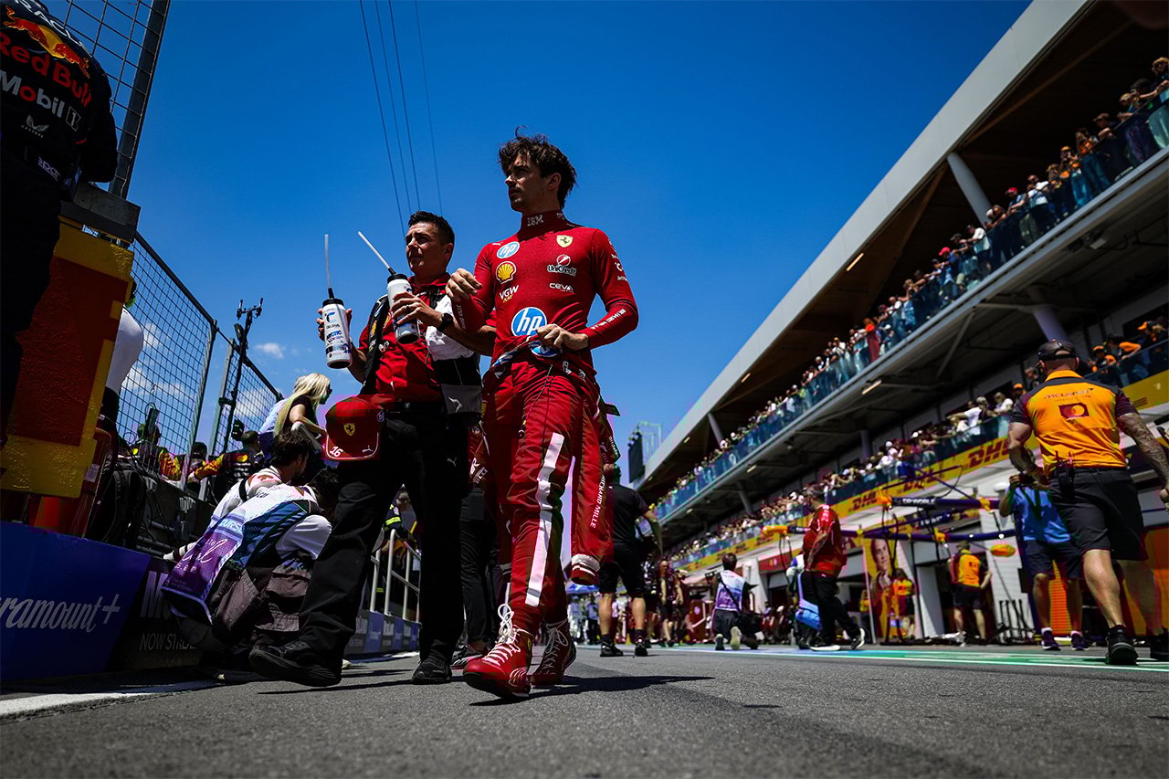 シャルル・ルクレール F1カナダGPでフェラーリに激怒「だから言っただろ!」