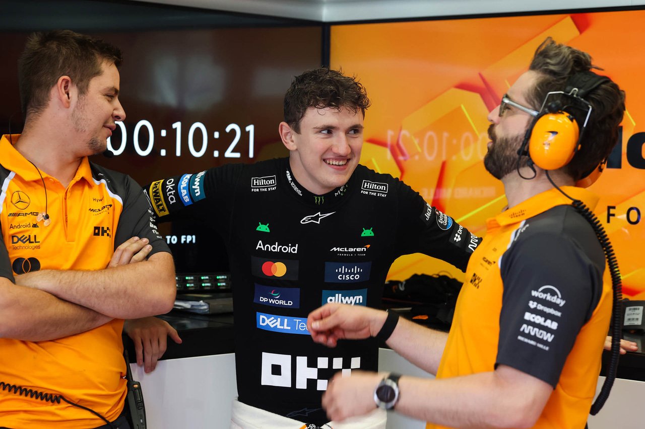 アレックス・ダン F1初FP1走行で堂々の4番手「子供の頃の夢が叶った」