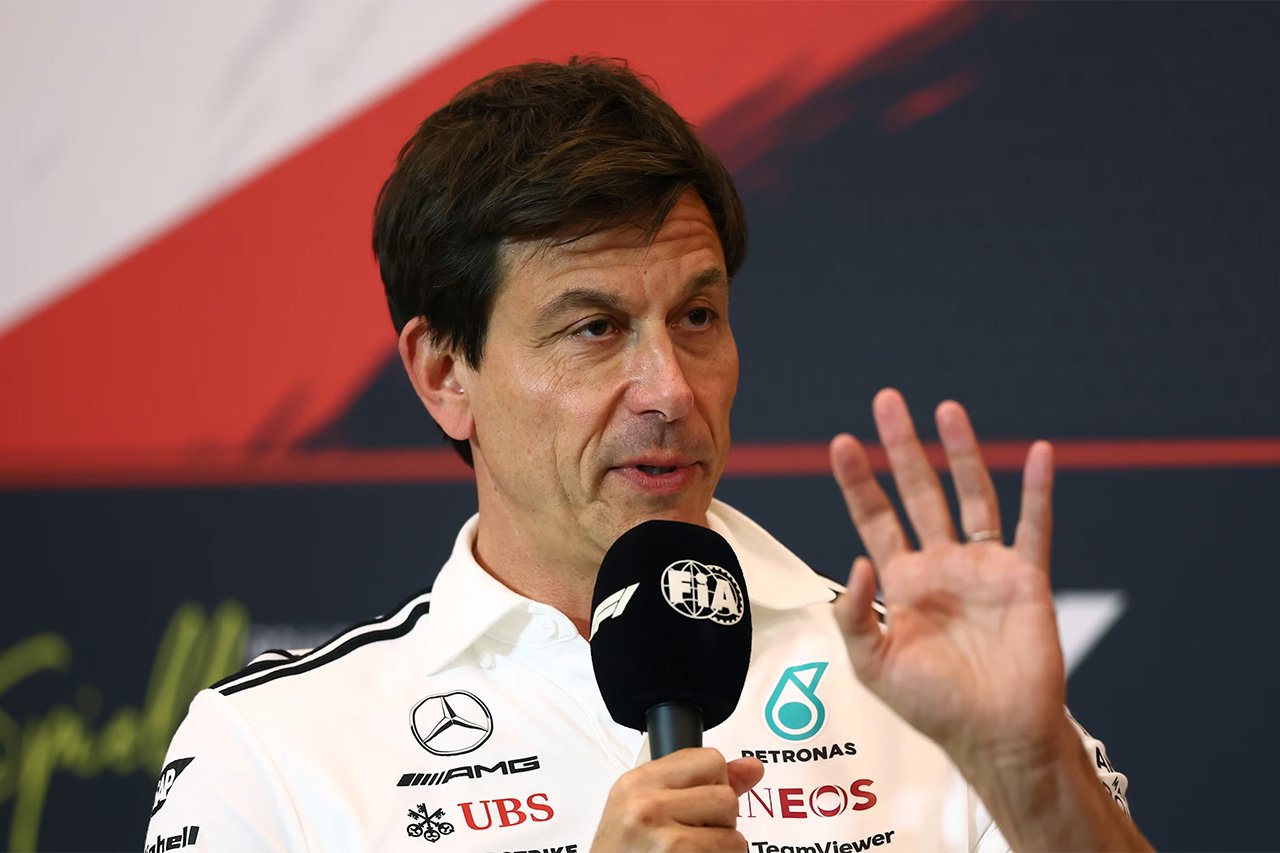 メルセデスF1代表 フェルスタッペン獲得交渉否定せず「今後を探るのは当然」