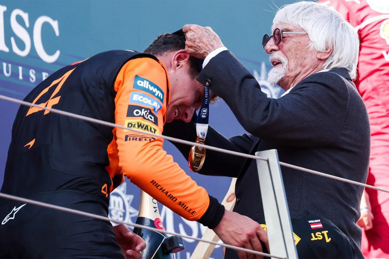 F1オーストリアGP:バーニー・エクレストン メダル授与で“初表彰台”経験