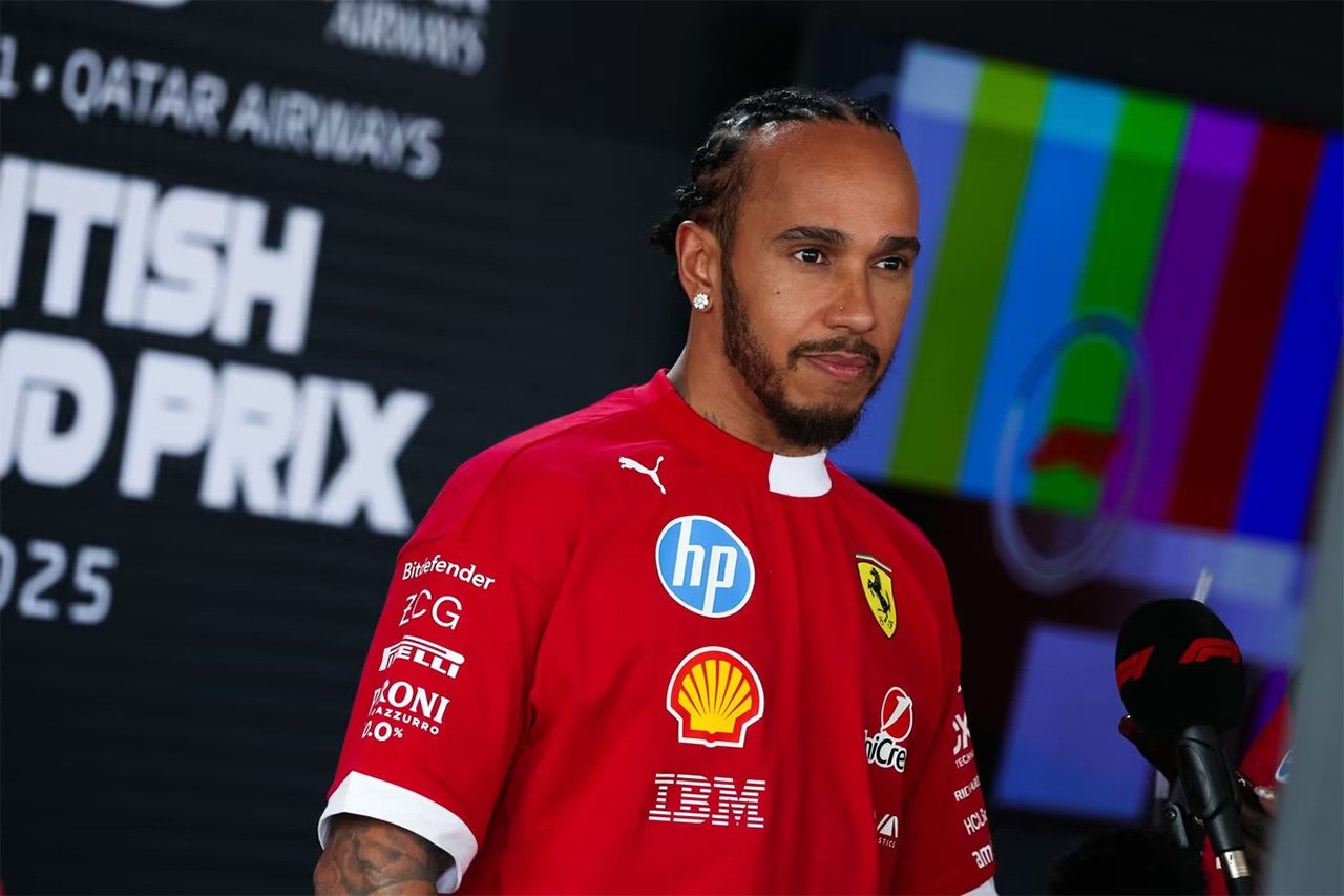 スクーデリア・フェラーリ F1 ルイス・ハミルトン