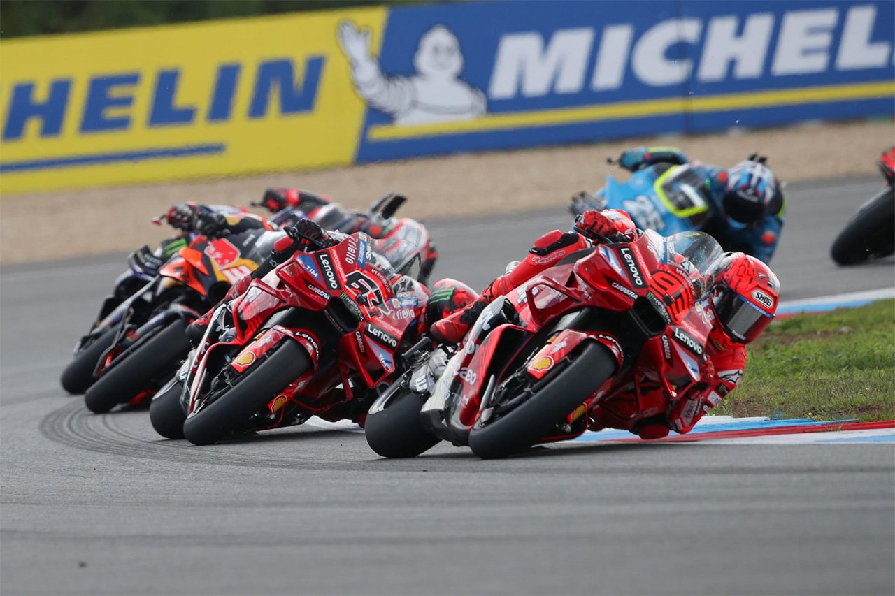 MotoGP：マルク・マルケスが“空気圧戦略”でチェコGPスプリント勝利