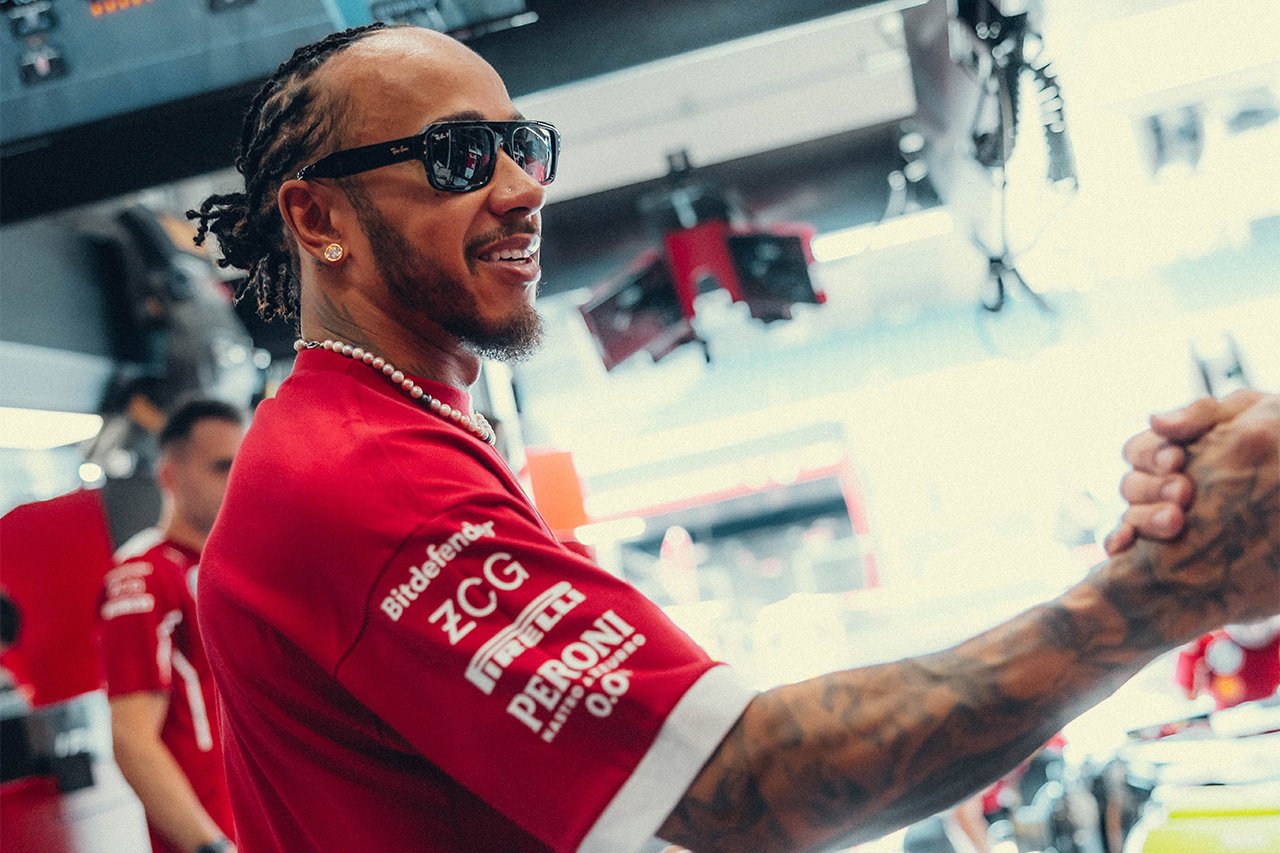 ルイス・ハミルトン フェラーリF1での苦戦は「見ていて辛い」とクルサード