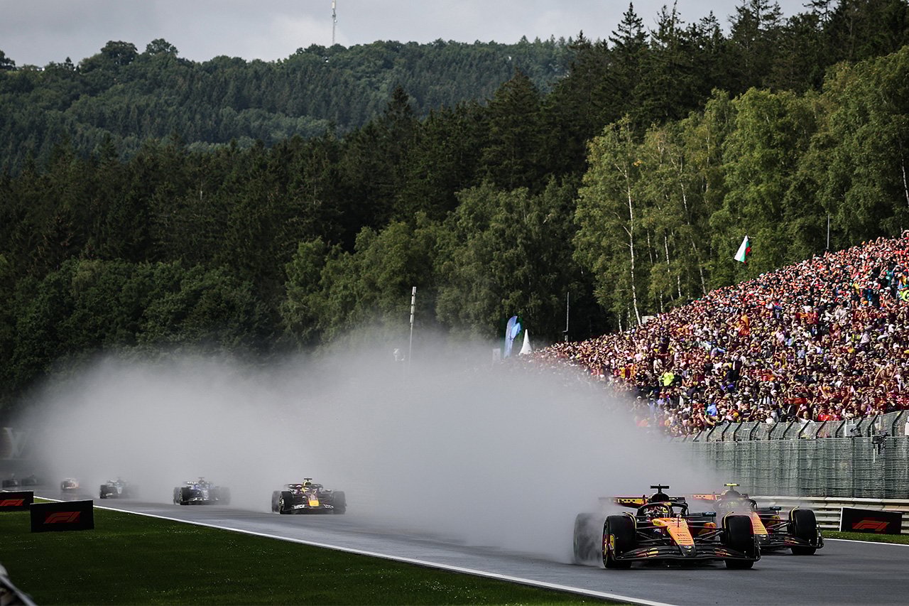 F1ドライバーたちが語る「雨天視界ゼロ」問題 スパの教訓と将来への提言