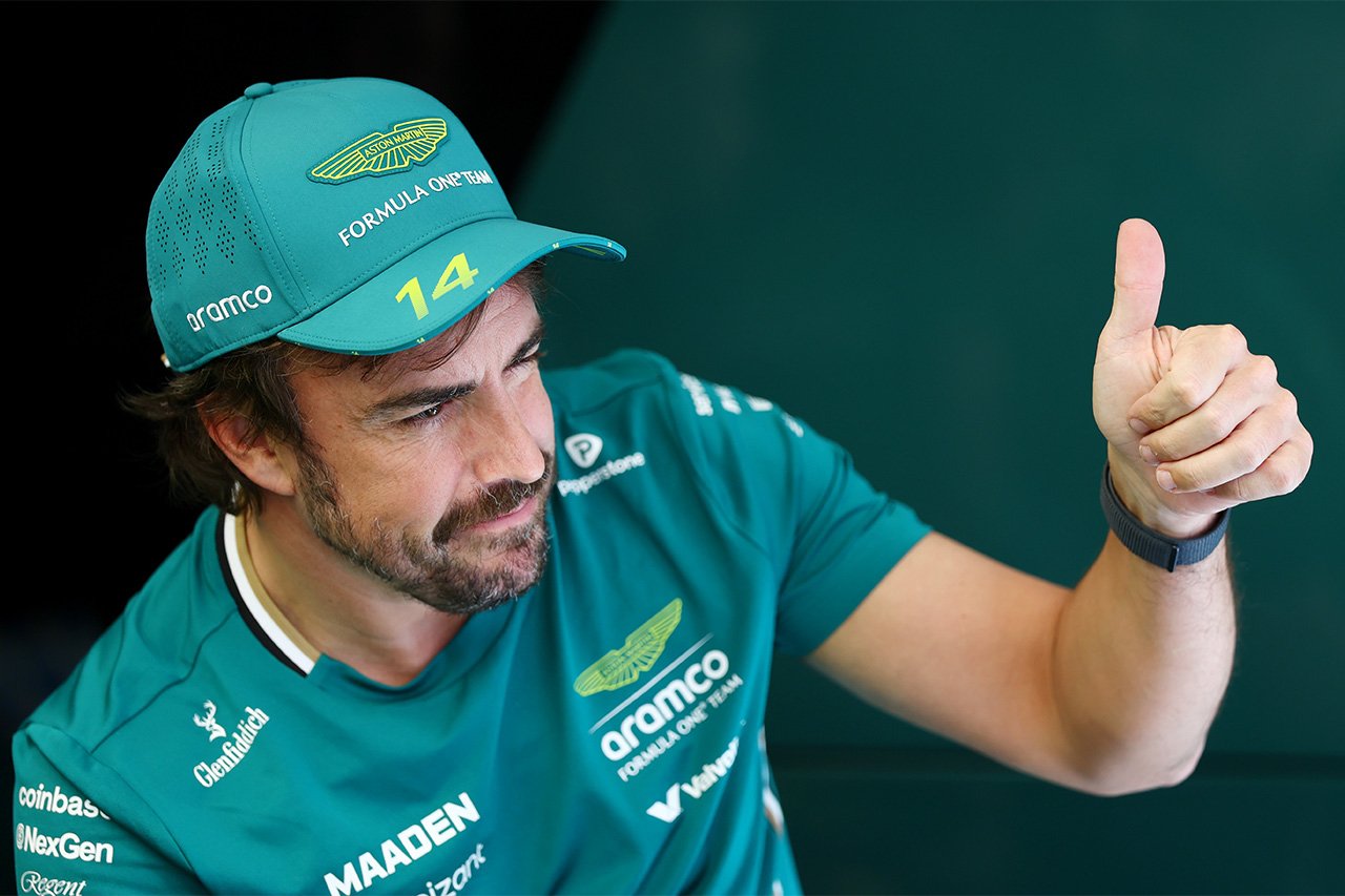 フェルナンド・アロンソ 雨天の視界改善案「F1サーキットに高速道路の舗装」