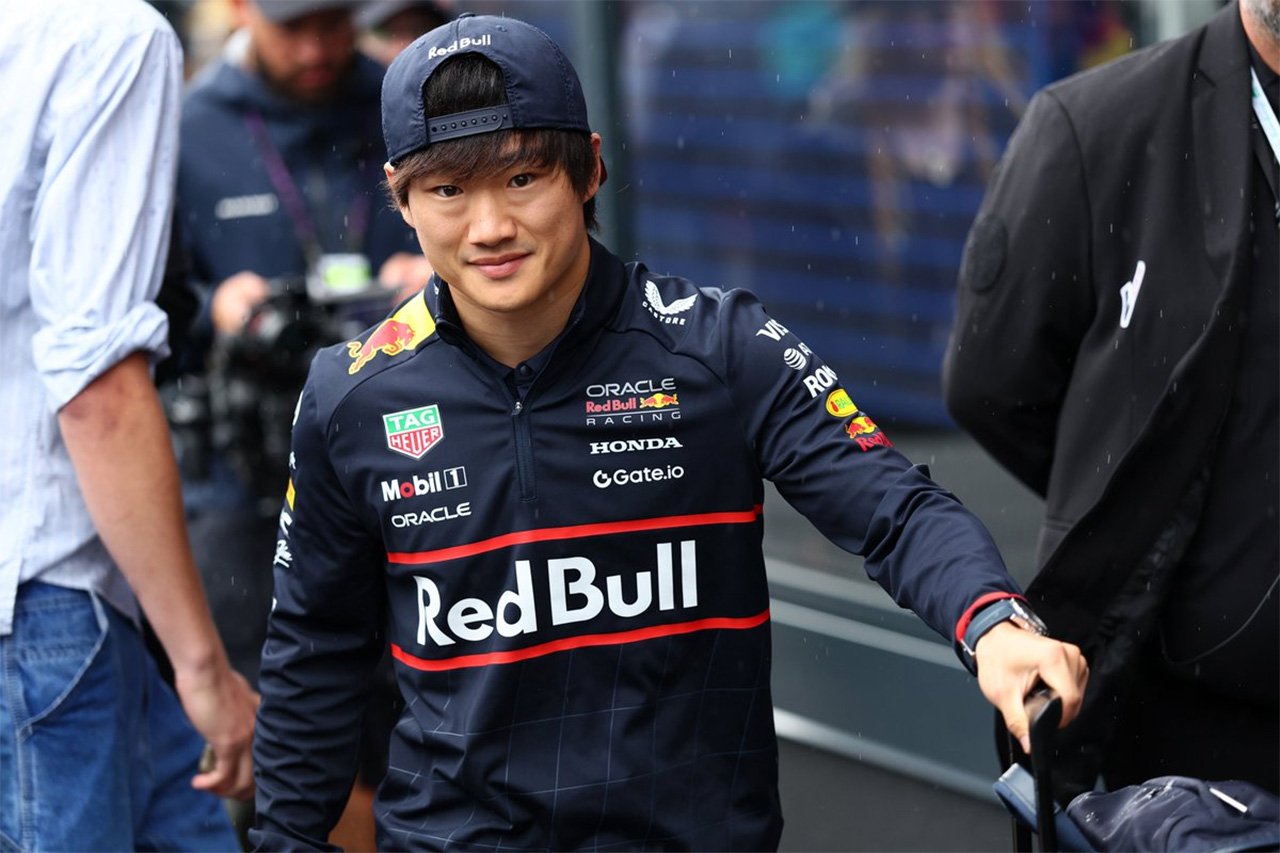 角田裕毅 レッドブルF1での将来は「夏休み後までオープン」とマルコ