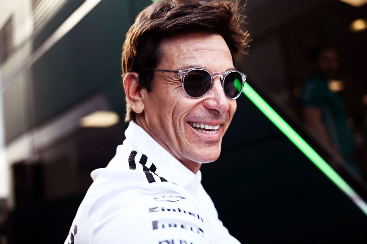 トト・ヴォルフ「フェラーリPU遅れ」噂流布でメルセデスF1人材流出阻止？
