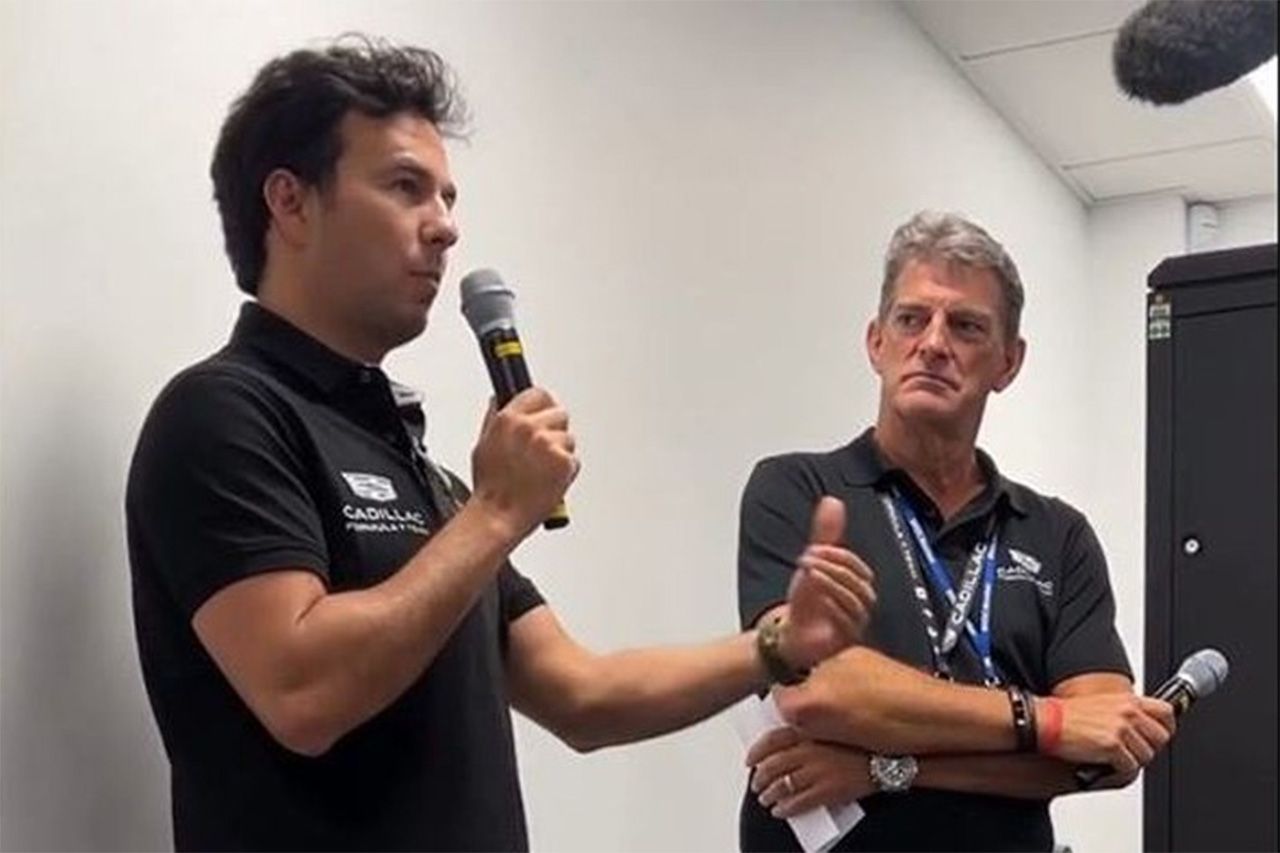セルジオ・ペレス キャデラックF1本部初訪問でスタッフ激励「重要なのは結果」