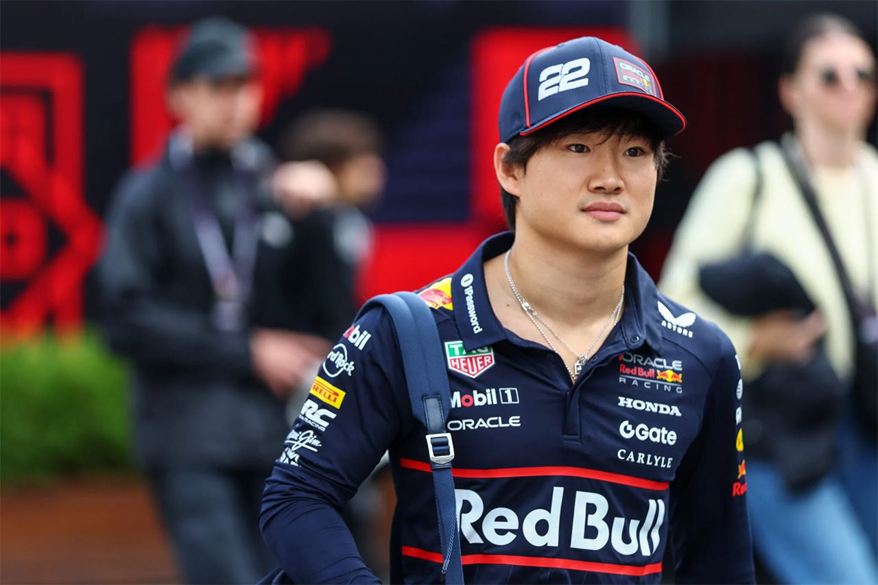 角田裕毅を「レッドブルF1から降ろすべき」 シュタイナーが放出論