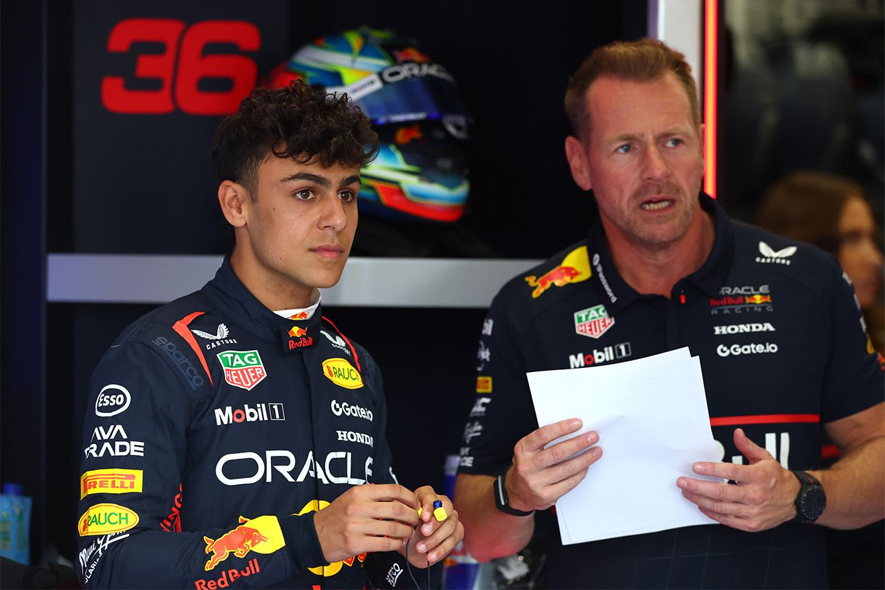 アービッド・リンドブラッドは「F1ではなく日本へ送るべき」とモントーヤ