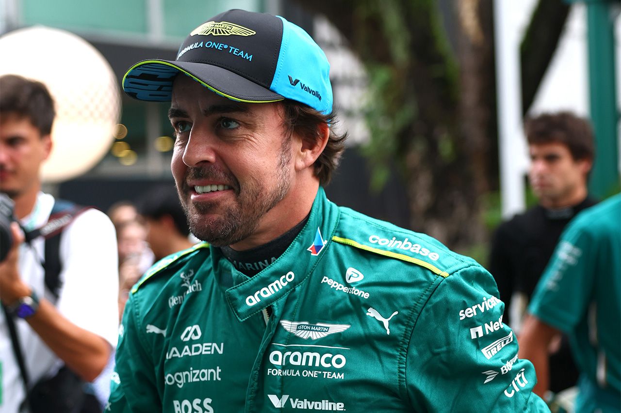 フェルナンド・アロンソ F1初の「ヒートハザード」GPで冷却ベスト使用を決断
