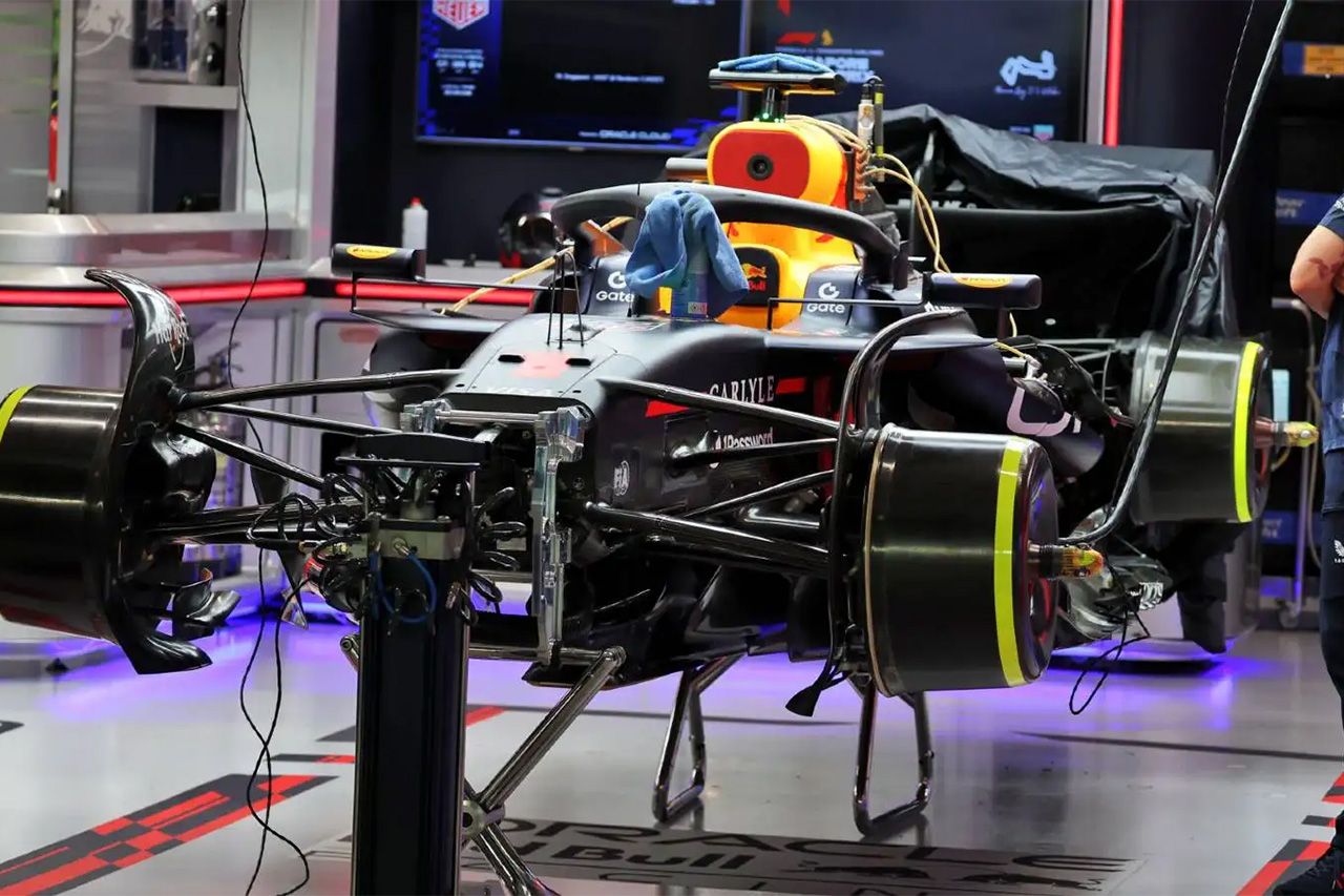 レッドブルRB21改良で後押し フェルスタッペンF1シンガポールGP初制覇狙う