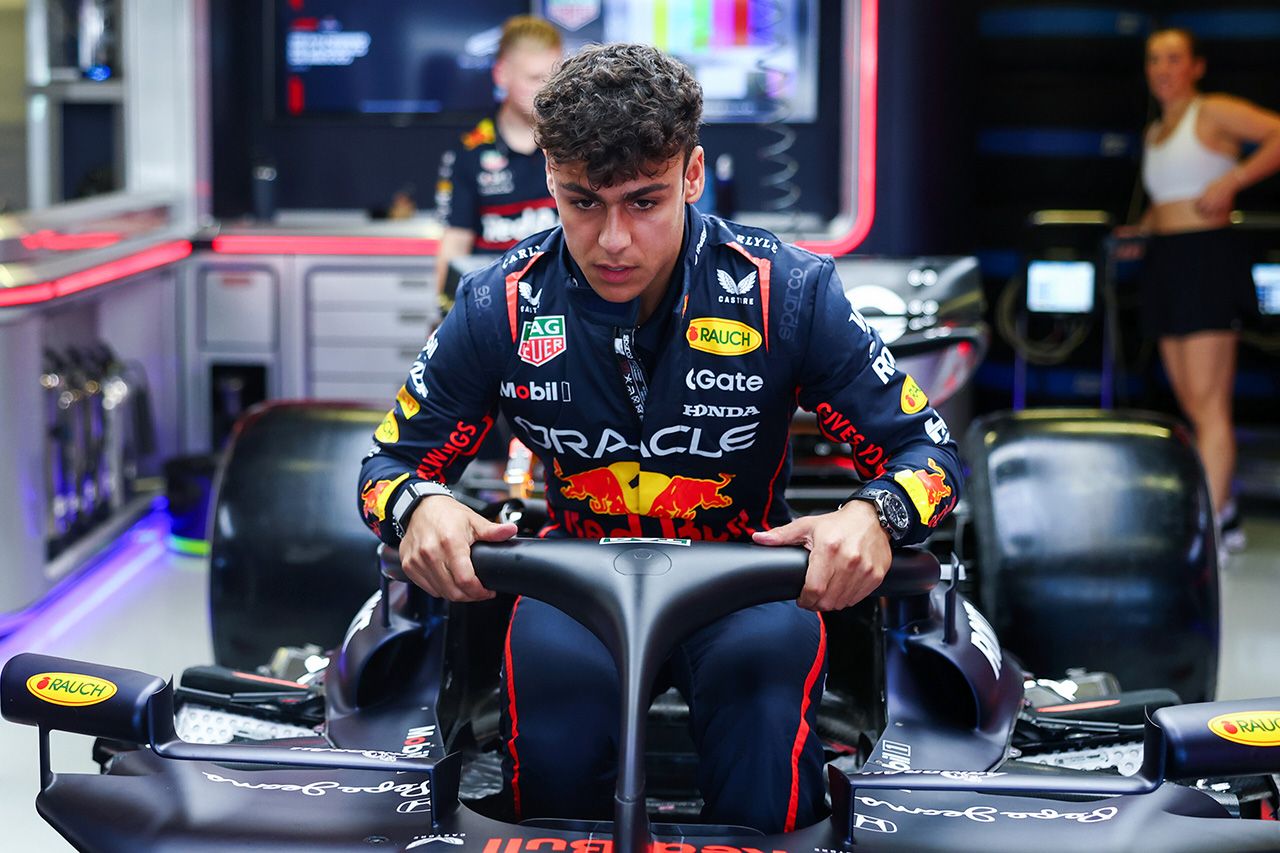 レッドブルF1 リンドブラッド昇格を決断?「角田裕毅には心地よくはなかった」
