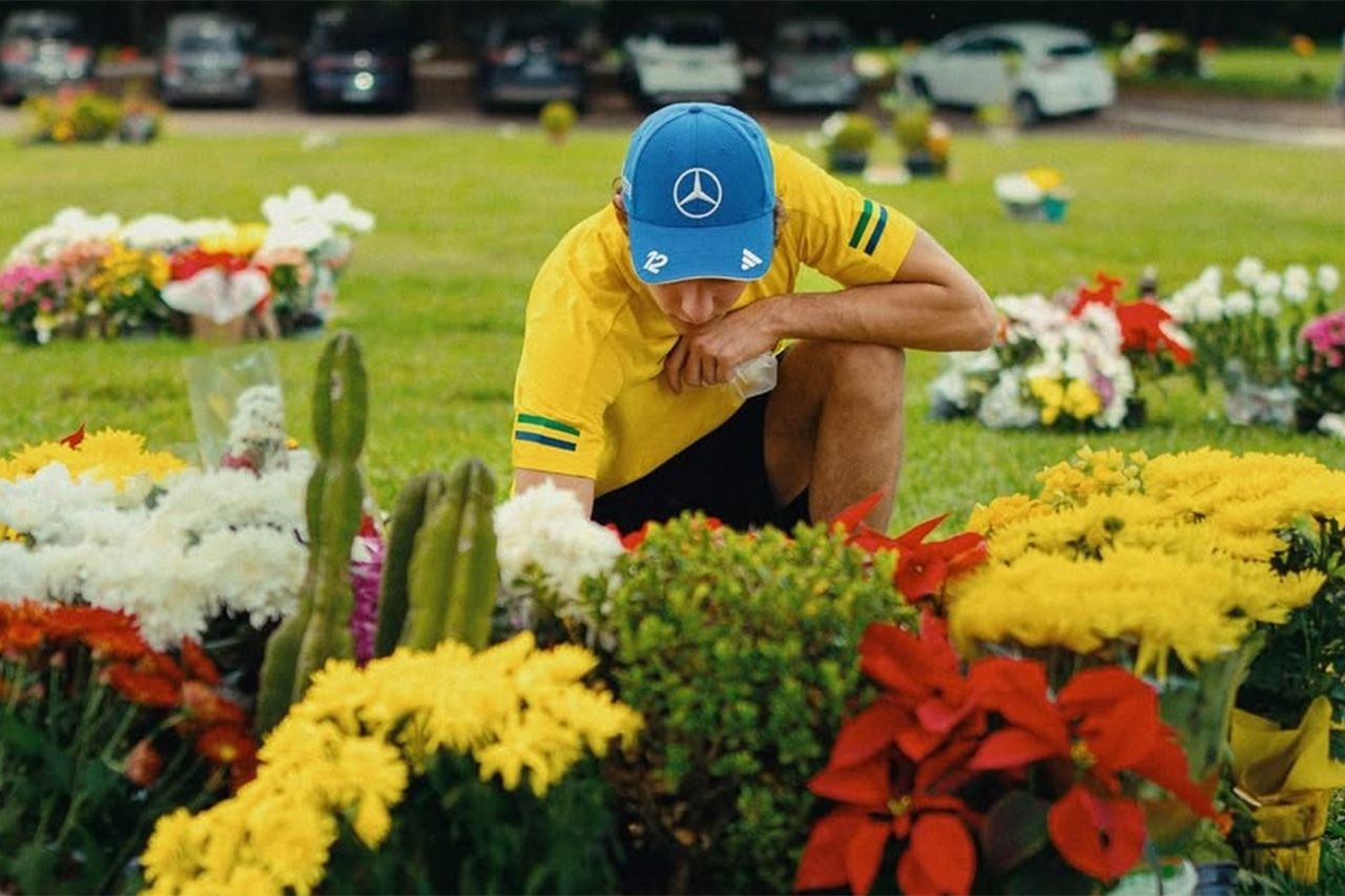 アンドレア・キミ・アントネッリ、ブラジルでセナの墓を訪問「世代を超える存在」