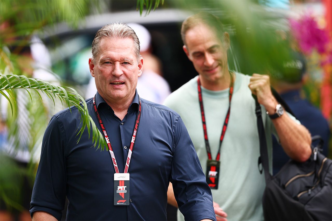 ヨス・フェルスタッペン 「私がピアストリならテーブルを叩いて抗議する」