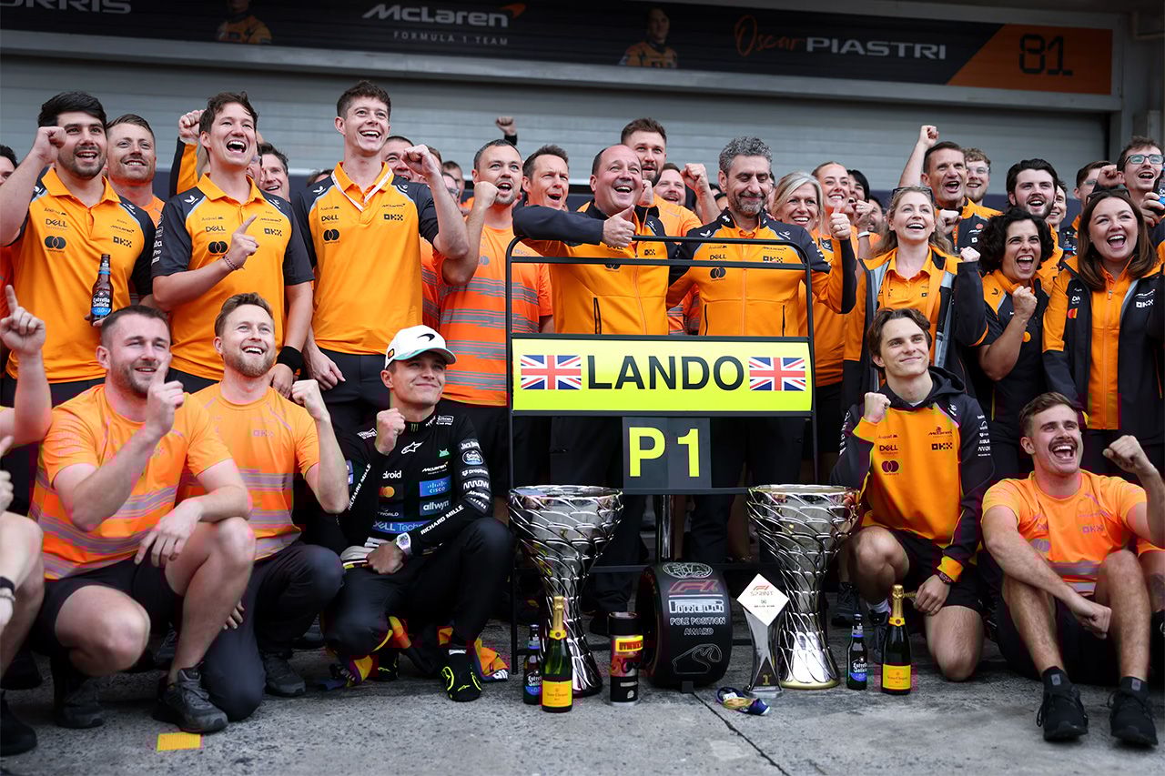 ブラジルグランプリ:ランド・ノリスとオスカー・ピアストリ(マクラーレン)