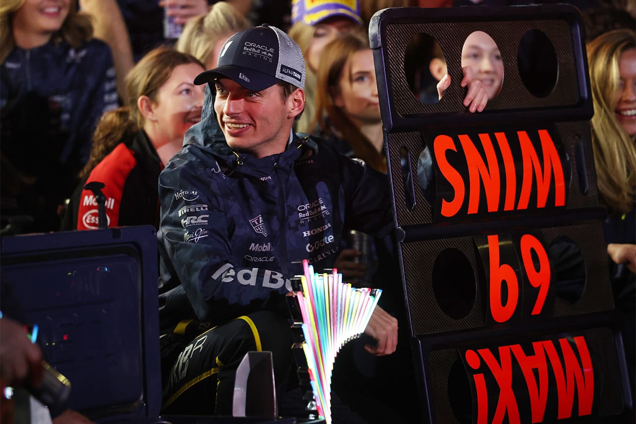 フェルスタッペン ノリスへの“マックスを抜け”無線に即・最速ラップで返答