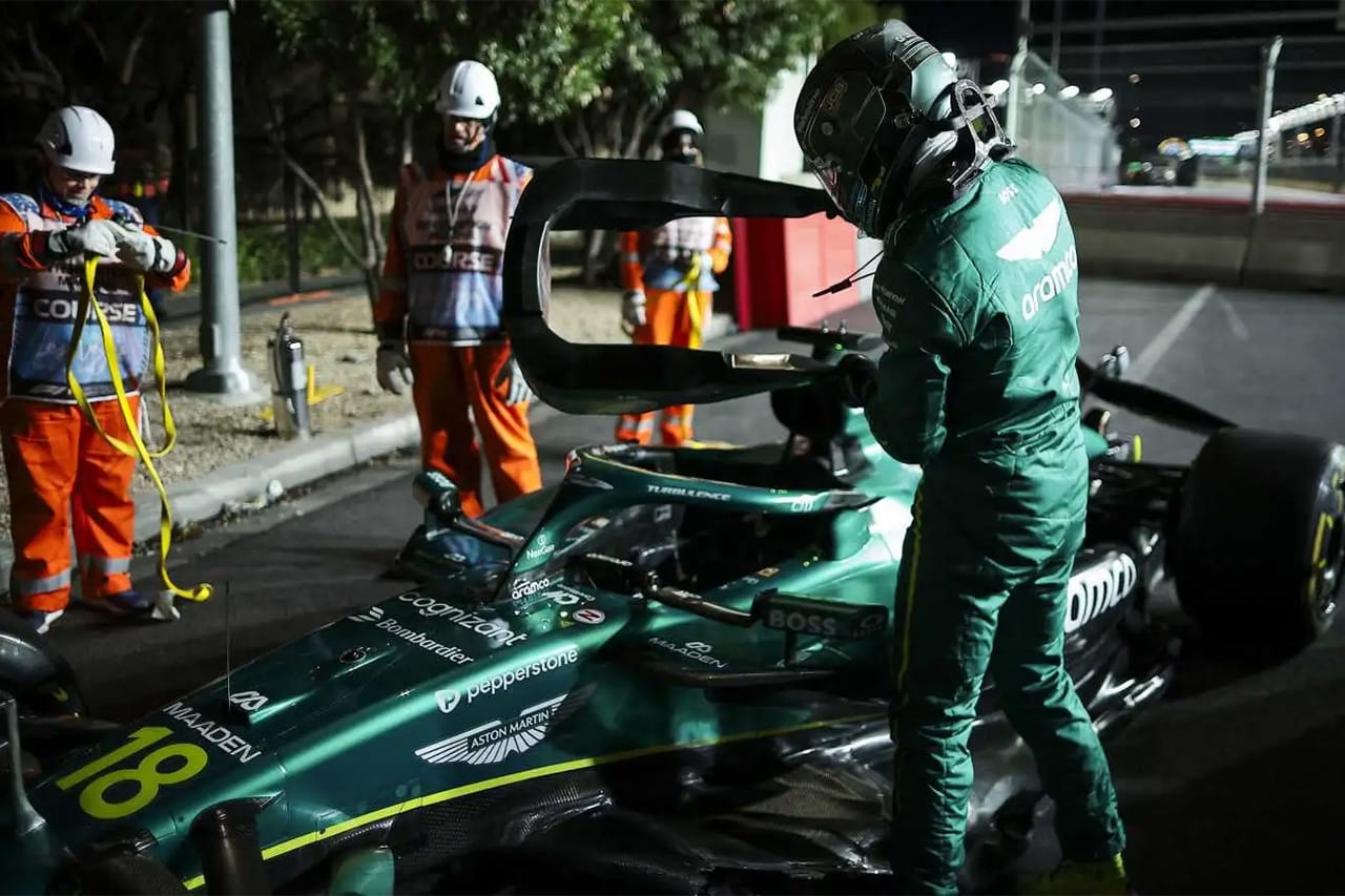 ランス・ストロール “軍事グループ”にエスコートされてF1パドックに帰還