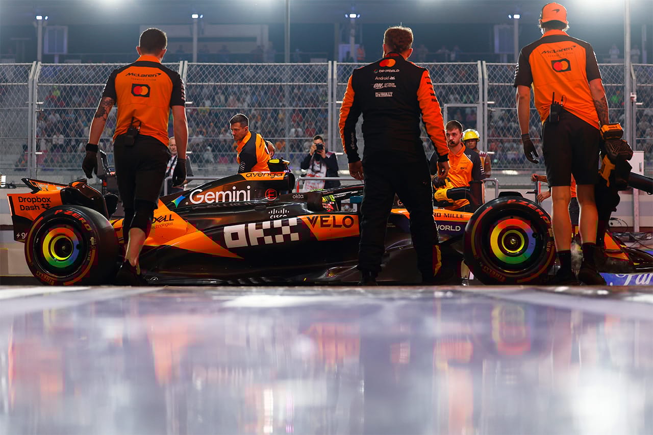 マクラーレン大誤算でタイトル争い混迷「もし負ければF1史上最大の敗北」