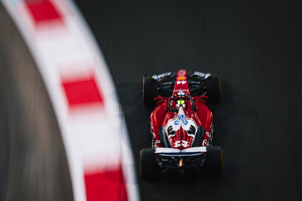 F1アブダビGP 予選Q1:ハミルトンが3戦連続Q1敗退 角田裕毅は15番手通過