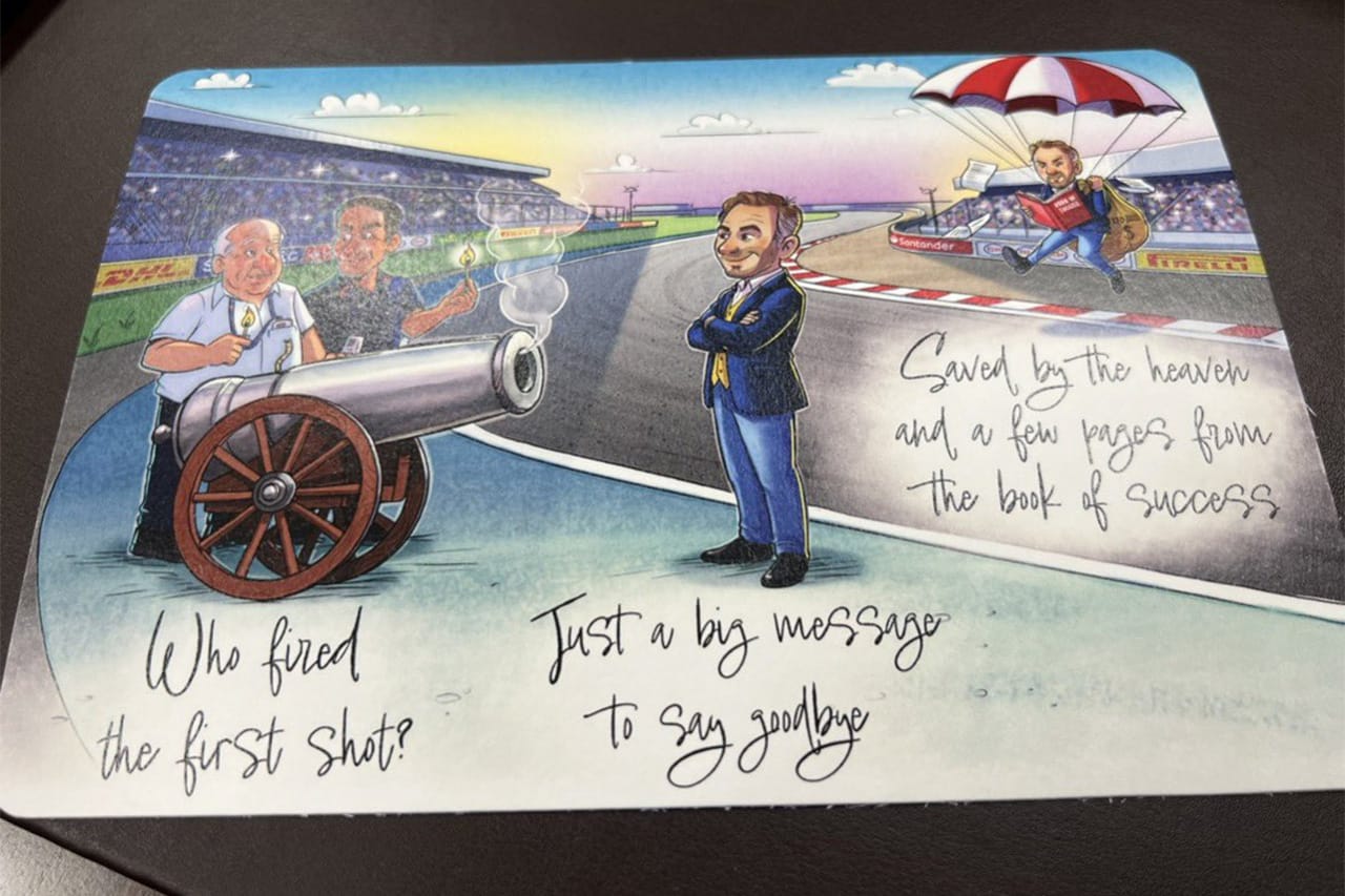 バーニー・エクレストンのクリスマスカード：2025年はレッドブルF1の内乱