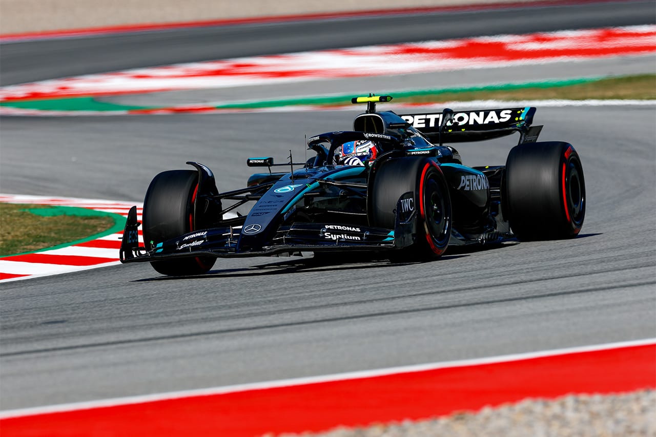 メルセデスF1はFIAのフレキシウイング規制にどう対応したのか