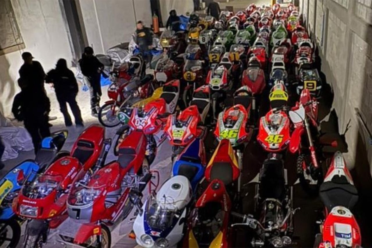 FBI、最重要指名手配犯から60億円相当の異様なMotoGPコレクションを押収