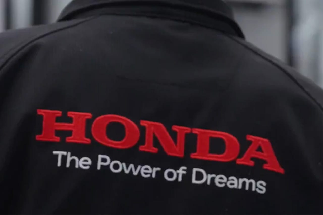 アストンマーティン・コグニザント・フォーミュラワンチーム F1 本田技研工業