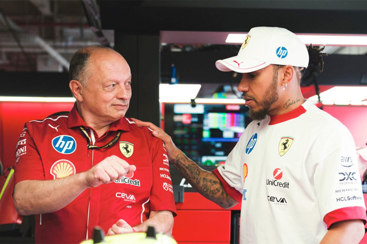 なぜハミルトンのフェラーリF1初年度は苦戦したのか バスールが語る誤算